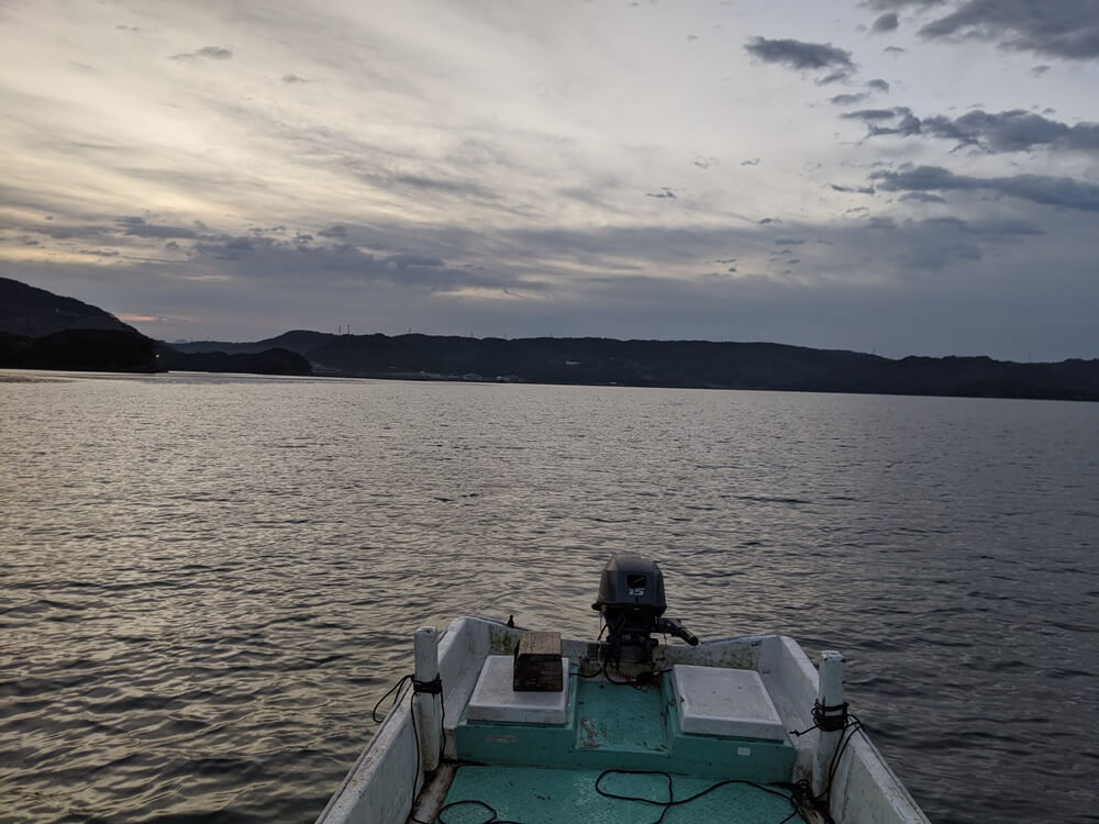 アジの泳がせ釣りでブリがヒット 佐賀県仮谷湾レンタルボートにて 釣りに関する備忘録